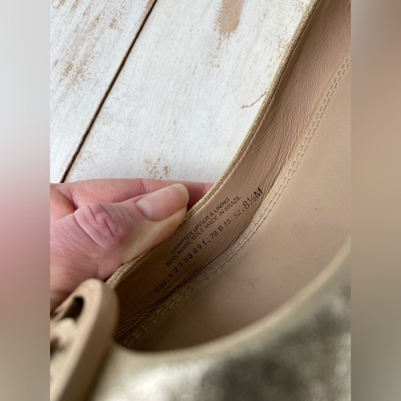 TORY BURCH Gold Metallic Leather Wedges Mini Miller heels Women's Sz 8.5 EUC - Picture 11 of 15